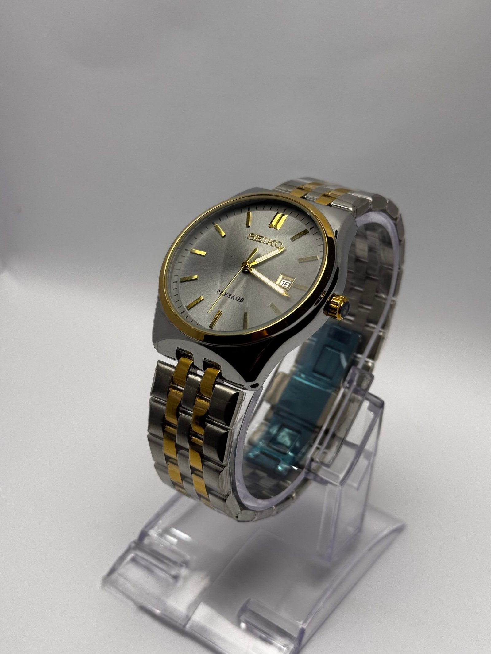 Seiko Presage Two-Tone Luxury Watch - Image 2