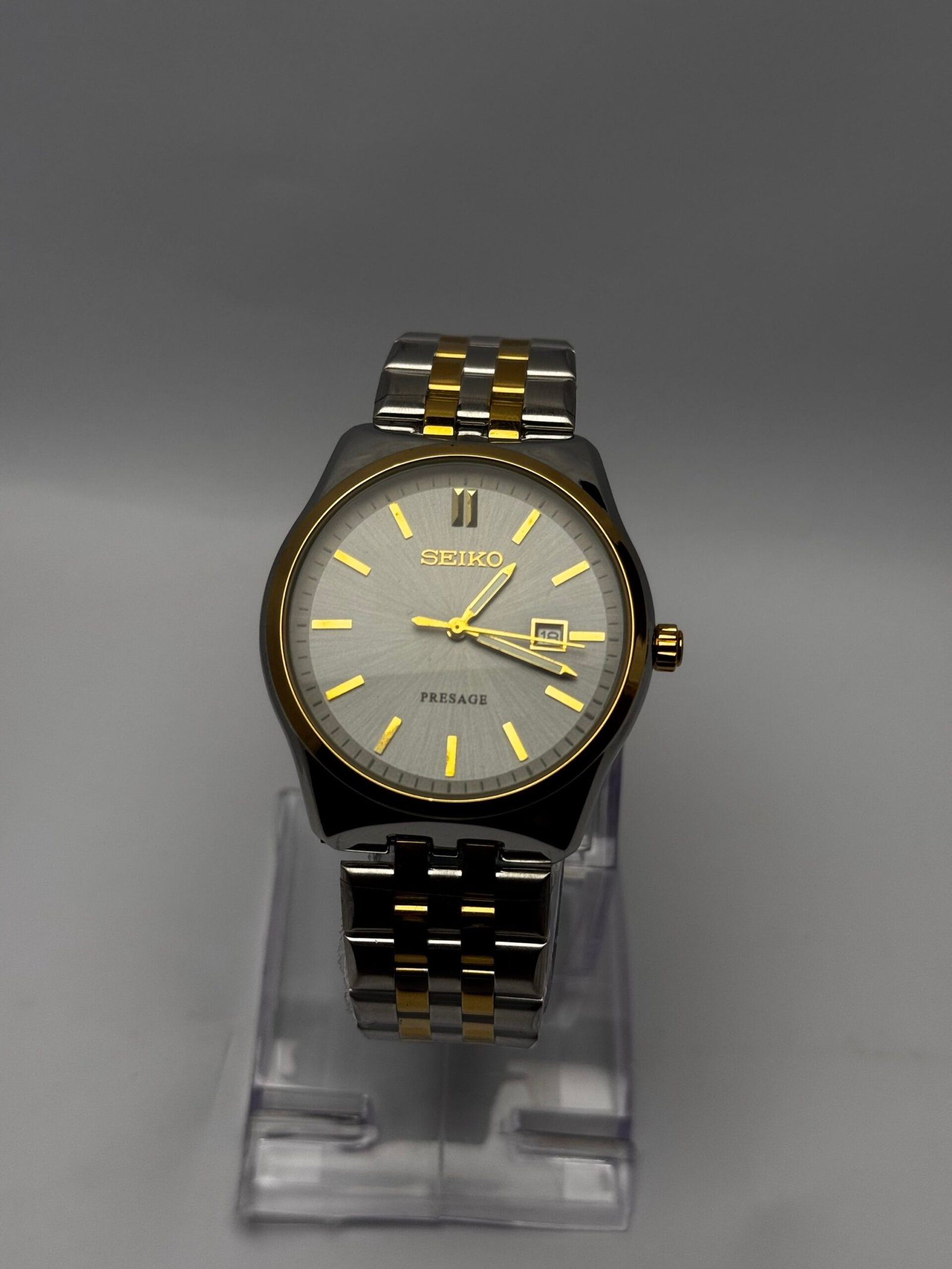 Seiko Presage Two-Tone Luxury Watch - Image 4
